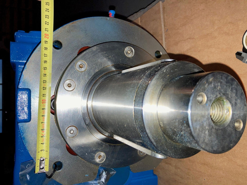 Getriebemotor F4kW-13Upm-LFK produktabbildung mit breiten maß