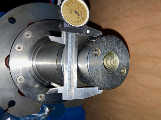 Getriebemotor F4kW-13Upm-LFK produktabbildung mit umfangsmaßen